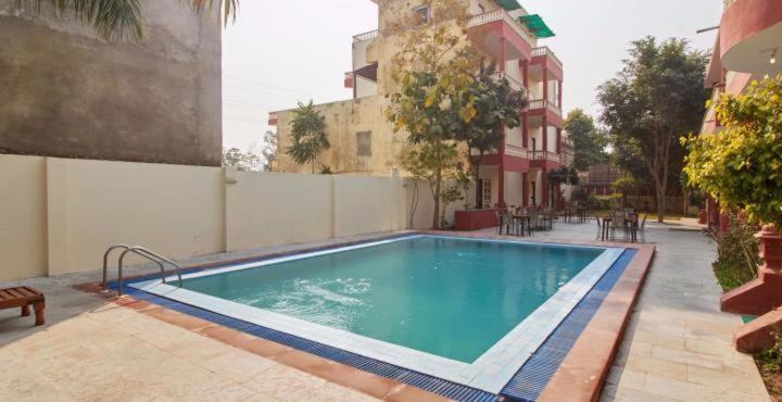 Tiger Safari Resort Sawai Madhopur Exterior photo